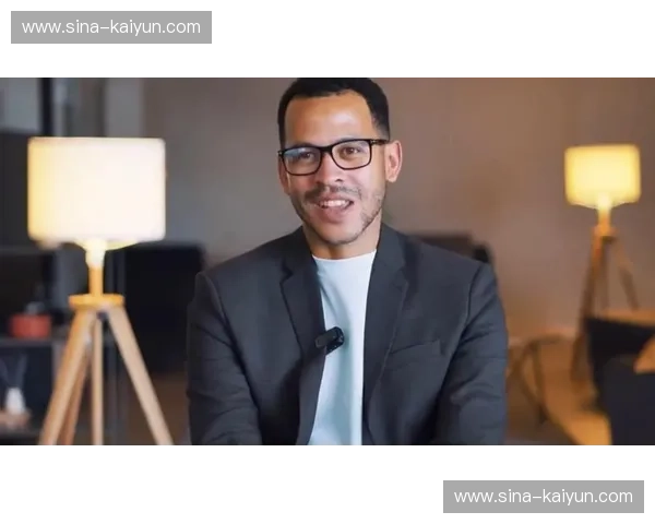 切尔西控场时段缺乏节奏变化 罗塞尼尔战术板单一被针对